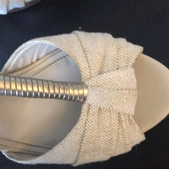 Aldo Heels Size 9 - Picture 6 of 6